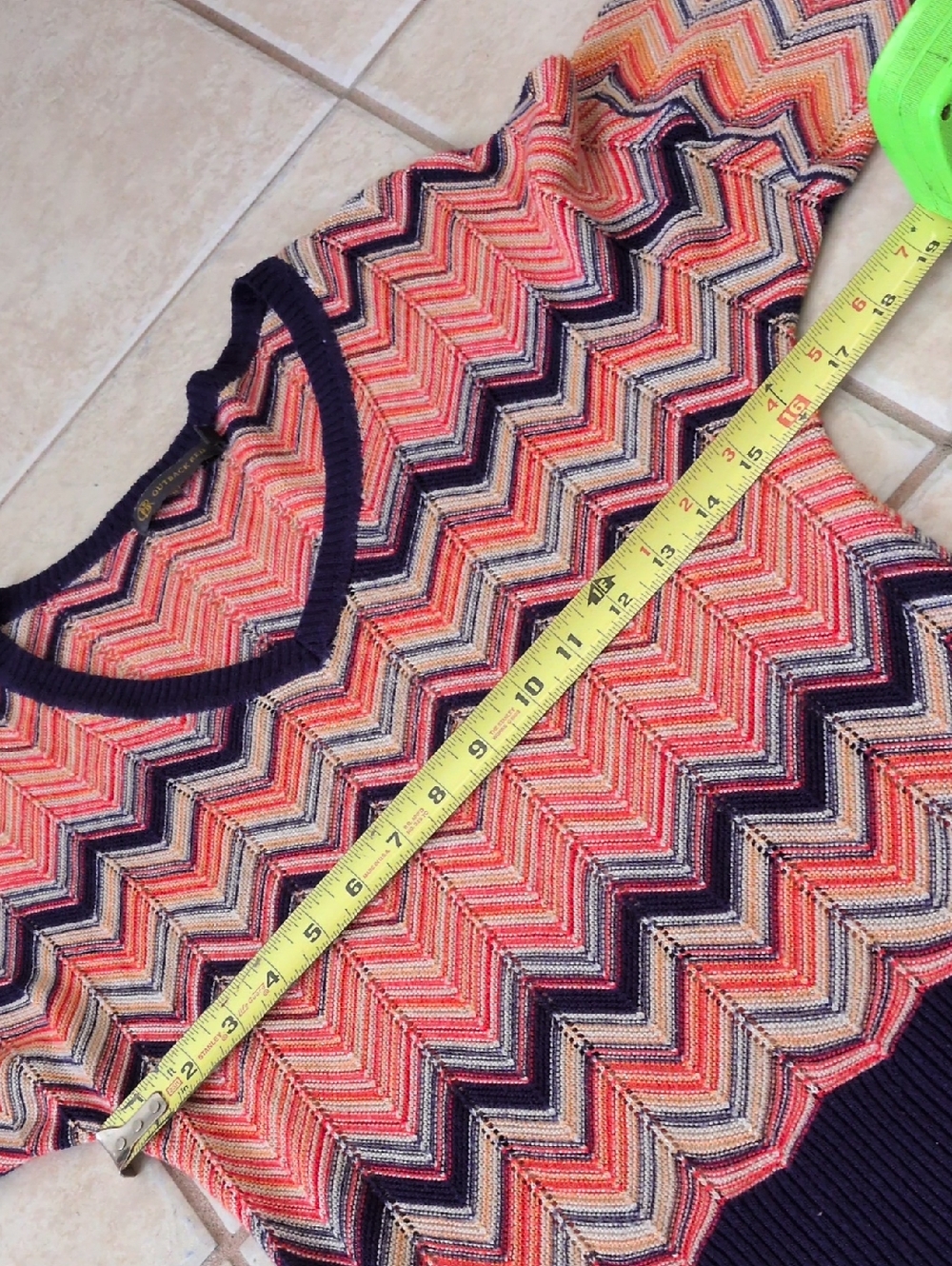 Outback Red Chevron Print Knit Top Sweater Size Medium - Picture 3 of 5